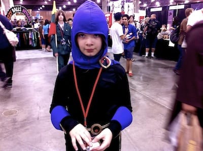 Andrea in her Raven costume at Phoenix ComiCon