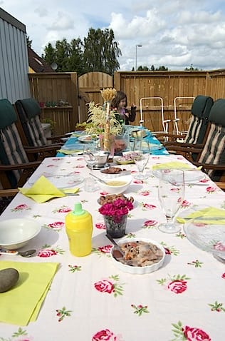 Midsummer table